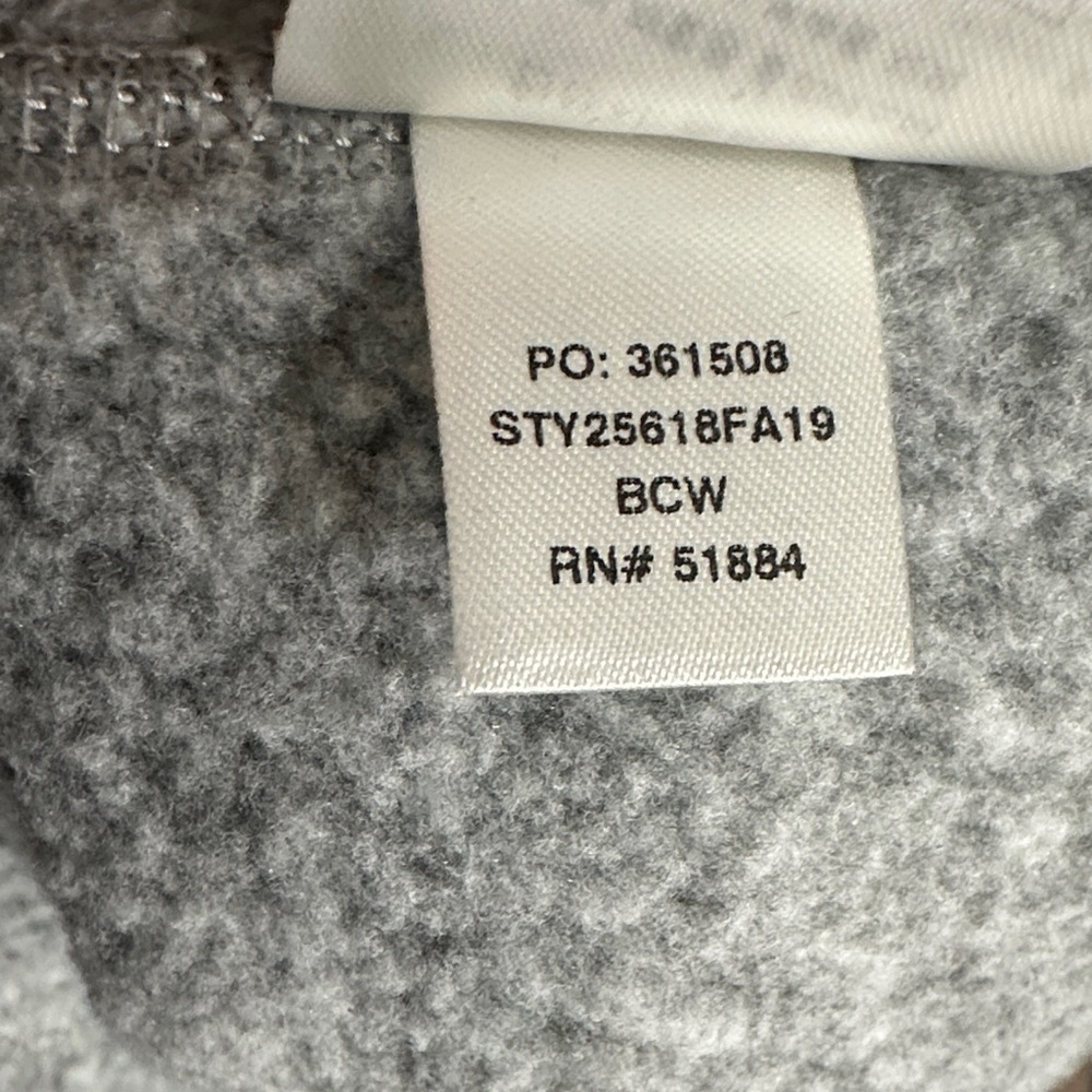 Patagonia Women's Gray Quarter-Zip Sweater - Picture 9 of 9